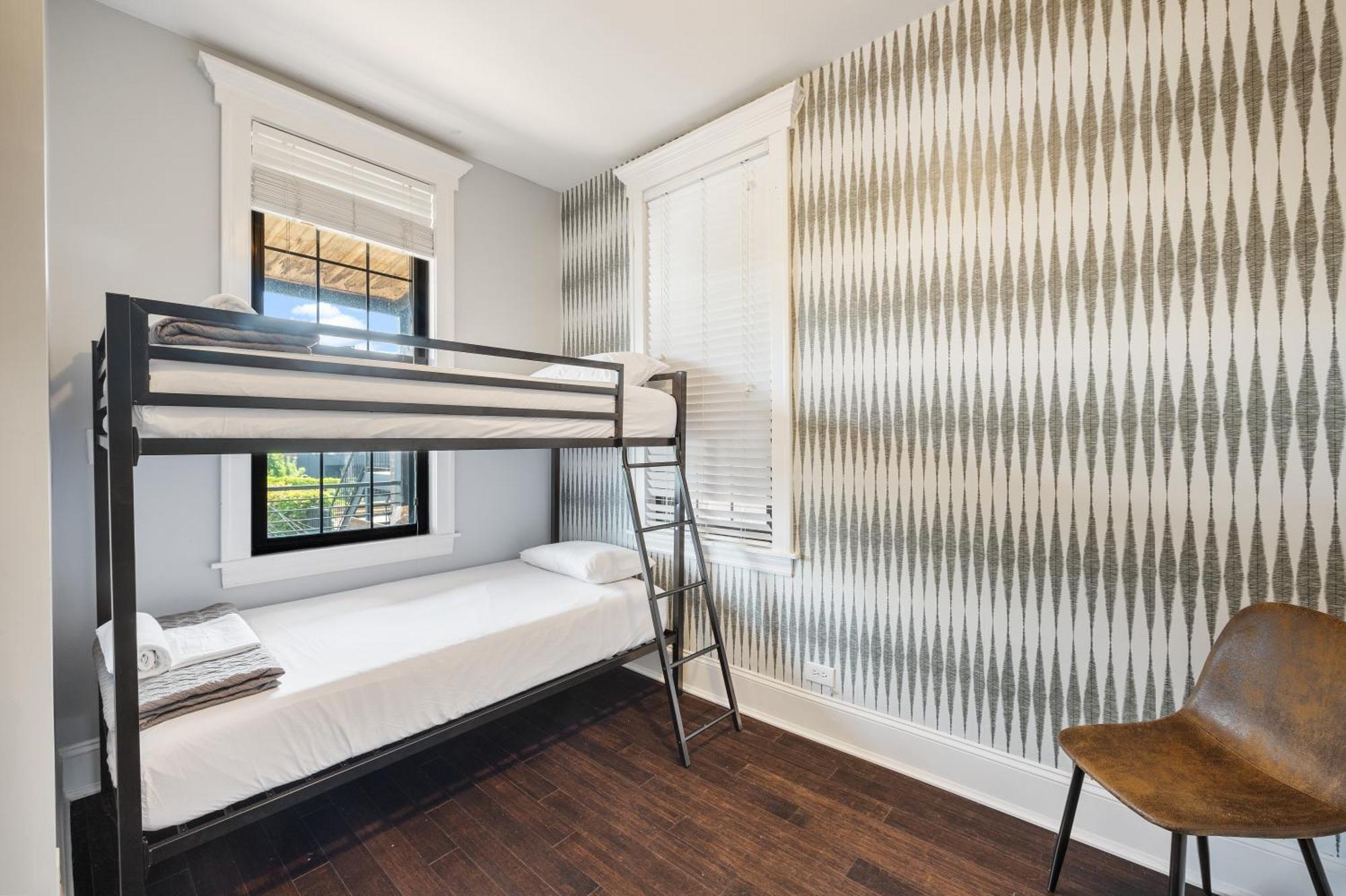 Wrigleyville Suites Chicago Ngoại thất bức ảnh