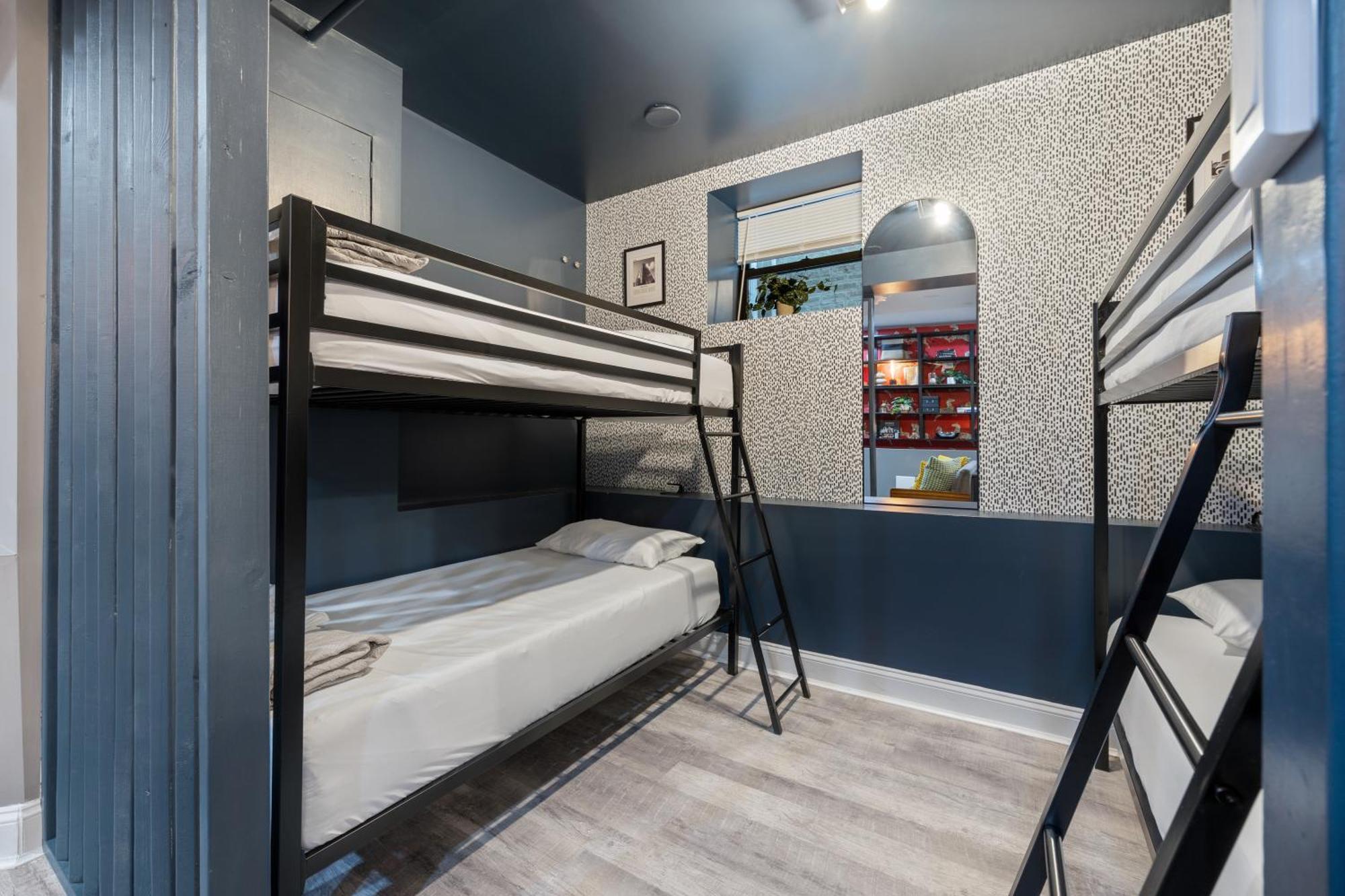 Wrigleyville Suites Chicago Ngoại thất bức ảnh