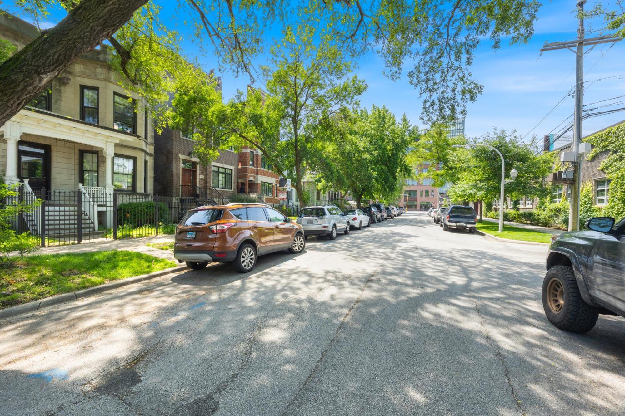 Wrigleyville Suites Chicago Ngoại thất bức ảnh